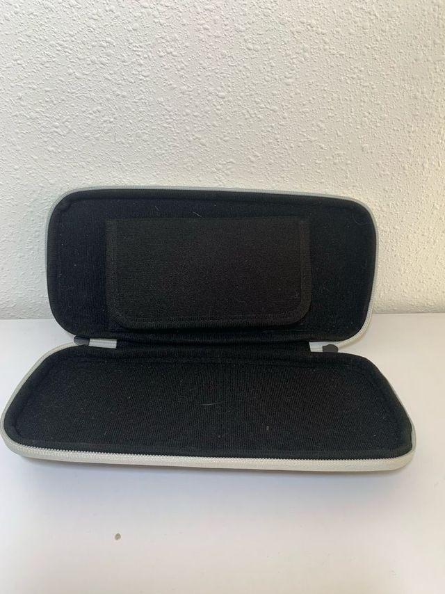 Custodia originale per Nintendo Switch OLED