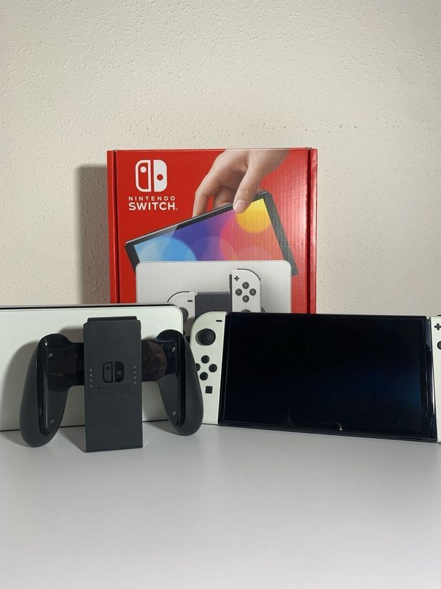 Nintendo Switch OLED + Accessori