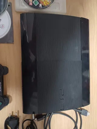 Consola PS3 Super Slim Nera + Giochi