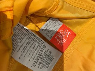 Shorts Nike Rayas Naranja y Amarillo