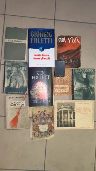 Diversi libri antichi