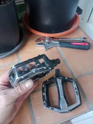 Pedales de Bicicleta plataforma  Negros