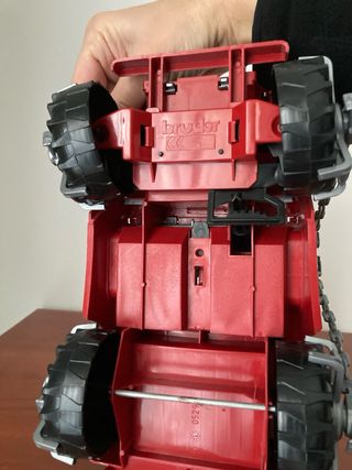 Carro attrezzi Bruder con fuoristrada