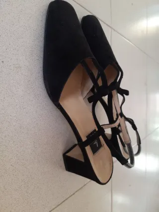 Zapatos Lodi Talla 38 Negros