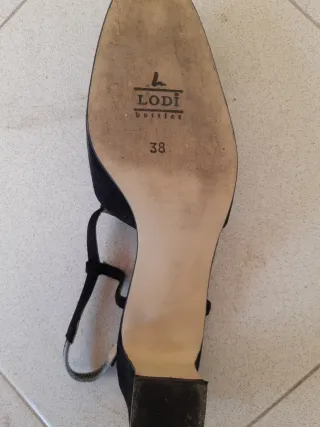 Zapatos Lodi Talla 38 Negros