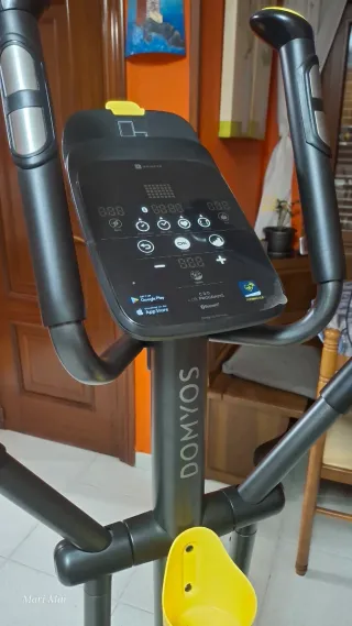 PRECIO NEGOCIABLE .Elíptica DOMYOS