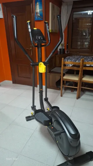 PRECIO NEGOCIABLE .Elíptica DOMYOS