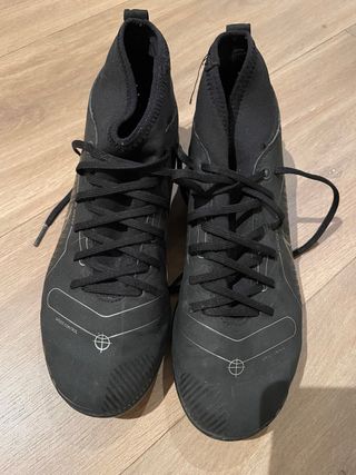 Botas de fútbol Nike para niño