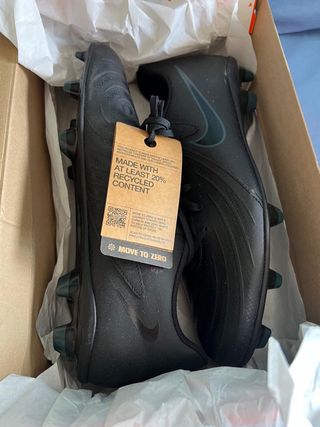 Botas de fútbol Nike Talla 44 Negras Nuevas