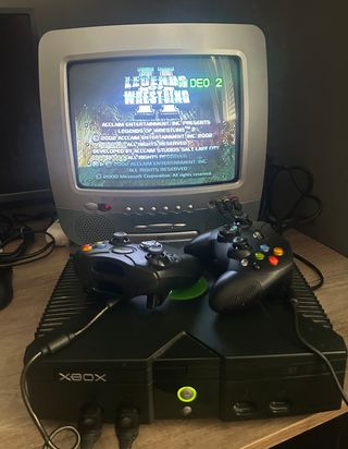 Console Xbox Classica con 2 Controller e 1 Gioco