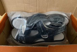 Sandalias de mujer negras y blancas