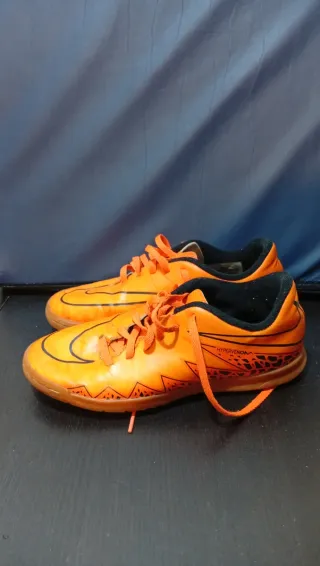 Botas fútbol sala niño/niña Talla 35