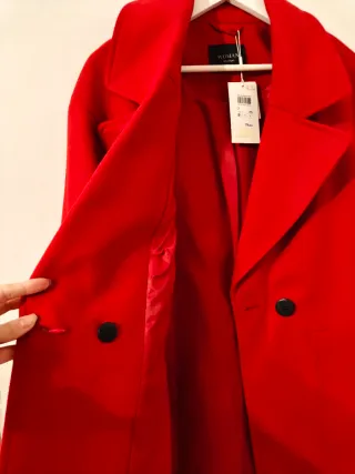 Abrigo largo a estrenar oversize rojo