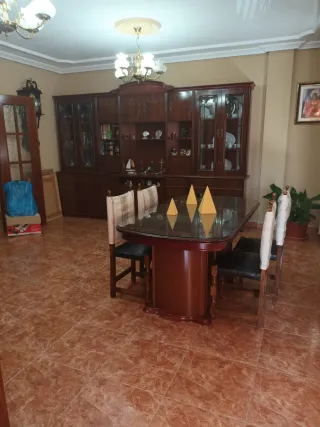 Piso acogedor,buenas vistas, cochera opcional