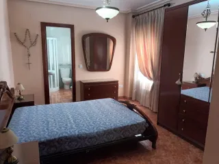 Piso acogedor,buenas vistas, cochera opcional