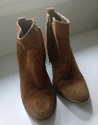 Botines cowboy Mango piel marrón talla 38