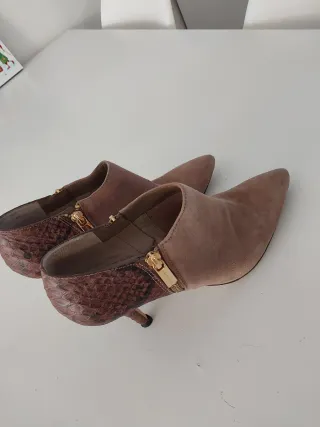 Botines Michael Kors Piel Serpiente y Ante