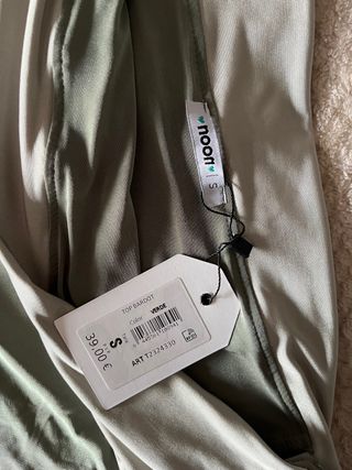 Top Manga Larga Noon palabra de Honor