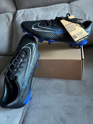 Botas de fútbol Nike negras talla 42.5 nuevas