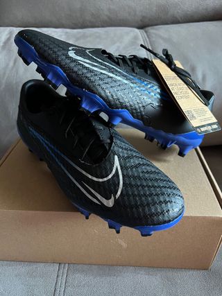 Botas de fútbol Nike negras talla 42.5 nuevas