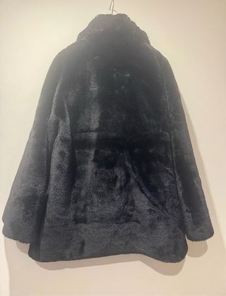 Coralise pelliccia sintetica nera