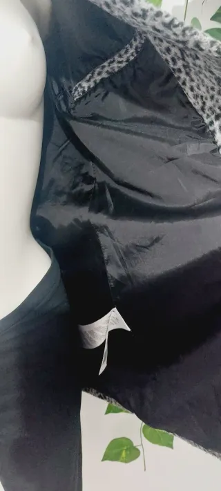 Abrigo Leopardo Talla S