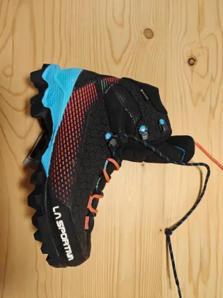 La Sportiva Aequilibrium ST GTX Donna