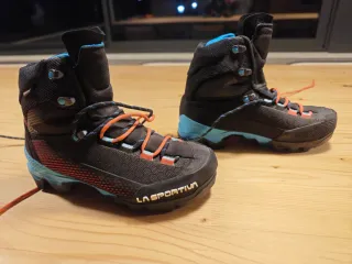 La Sportiva Aequilibrium ST GTX Donna