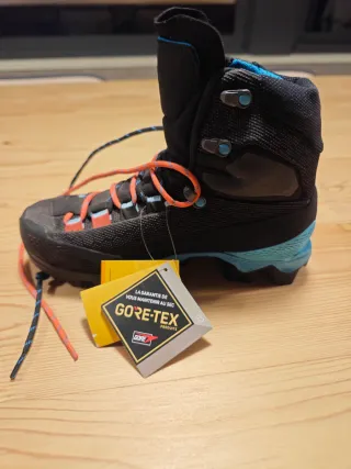 La Sportiva Aequilibrium ST GTX Donna