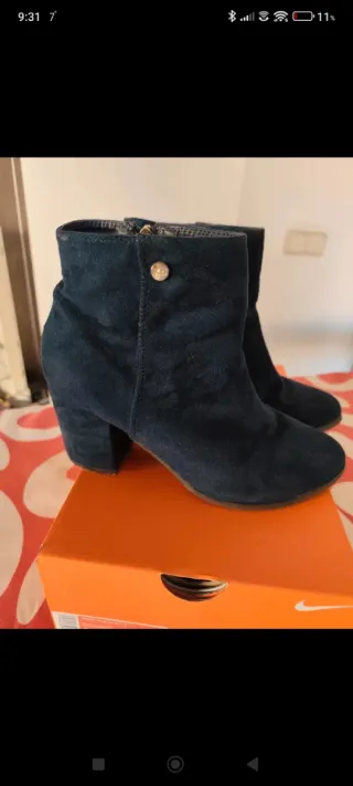 Botín azul XTI tacón