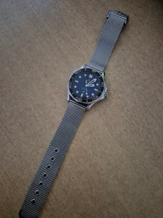 Omega Seamaster 007 au