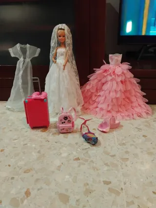 Barbie Novia con Accesorios incluye zapatos