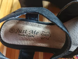 Sandalias de plataforma con tachuelas