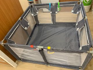 Parque de juegos para bebé