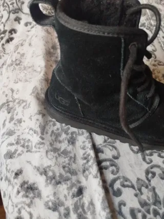 Botines UGG Negro Talla 38