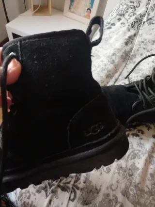 Botines UGG Negro Talla 38