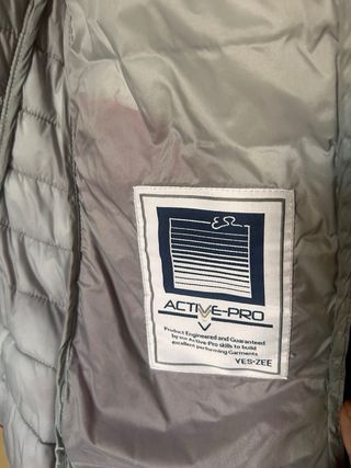 Precioso Chaleco acolchado mangas hombro caído