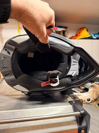 Casco trail Airoh Commander