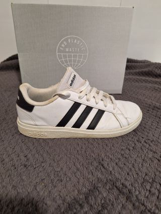 Zapatillas Adidas Mujer Talla 37.5 Blancas