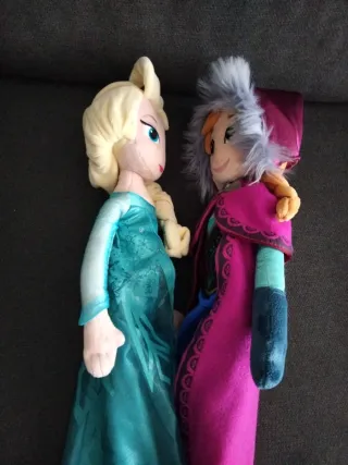 Muñecas Frozen Elsa y Anna disneyland autenticas