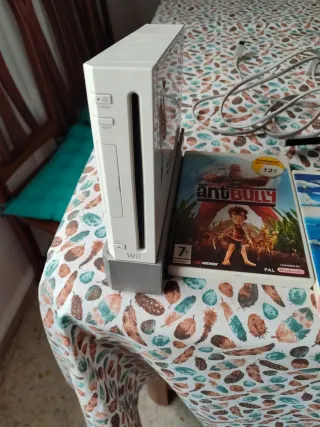 Nintendo Wii Bianca + 4 Giochi