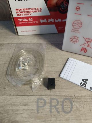 YUASA BATERIA YB10L-A2 abierto - sin ácido