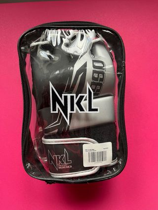 Guantes MMA NKL Negro y Plateado