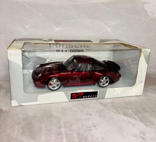 Porsche 911 993 Turbo 1:18 UT Models