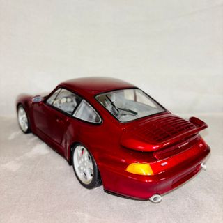 Porsche 911 993 Turbo 1:18 UT Models