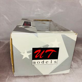 Porsche 911 993 Turbo 1:18 UT Models