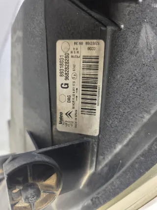 Faro Izquierdo Citroen Berlingo 2011