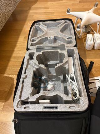 DJI Phantom 4 Pro + Accesorios
