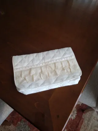 Beauty case in cotone e pizzo