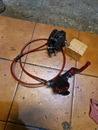 Pompa tubo e pinza freni Beta Motard